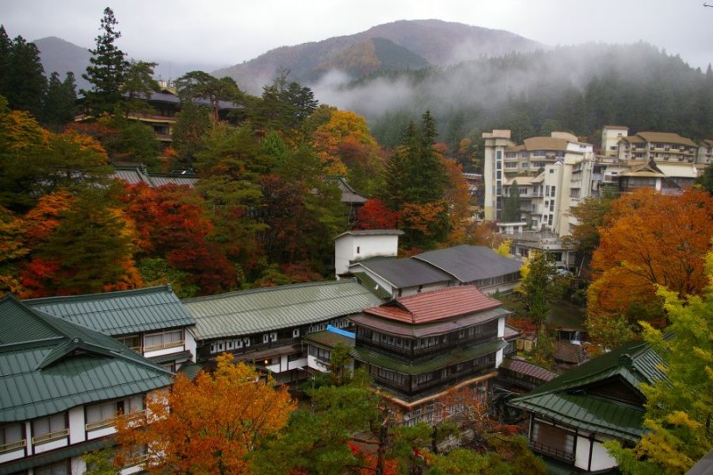 紅葉の四万温泉